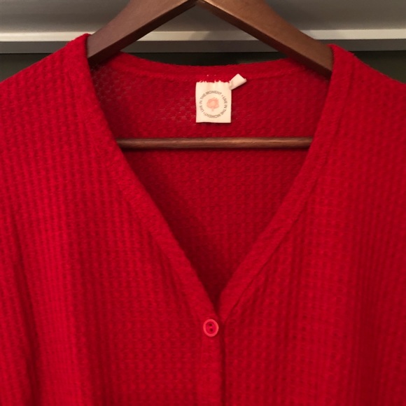 🌺 Live in the moment Red Women’s Shirt Size S - Picture 6 of 8